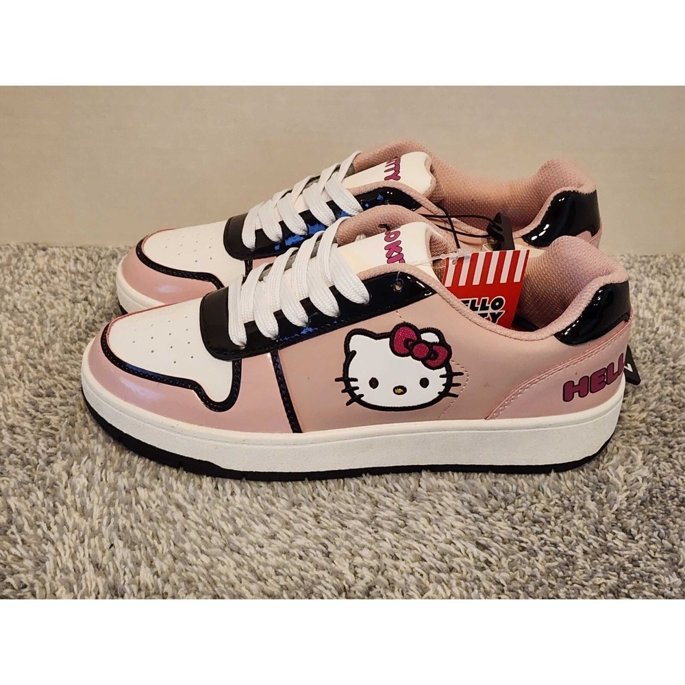 Hello Kitty by Sanrio Low Top Court Sneakers Women's Size 7 Shoes Pink White NWT